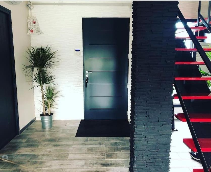 브덴느 Maison De Vacances Contemporaine Avec Piscine 빌라 외부 사진